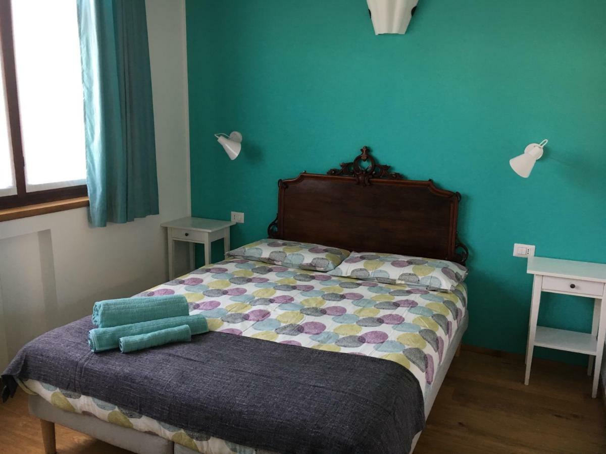 Elleboro Panzió Carugo Kültér fotó