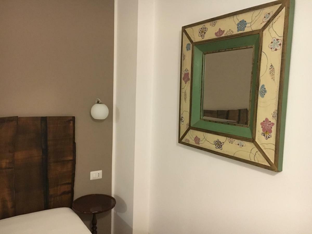 Elleboro Panzió Carugo Kültér fotó